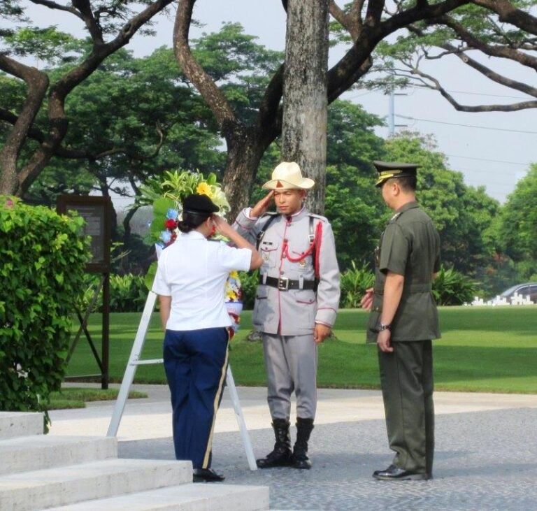 Lt. Gen. Glorioso V. Miranda laid a floral wreath during the 2016 Memorial Day Ceremony at Manila American Cemetery.