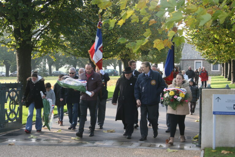 Local citizens gathered at Somme American Cemetery for the 2016 Veterans Day Ceremony. Image courtesy of Cedric Bonnouvrier.