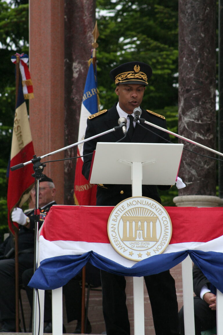 The Sous-Préfet delivers remarks during the Memorial Day 2015 Ceremony at Oise-Aisne American Cemetery.