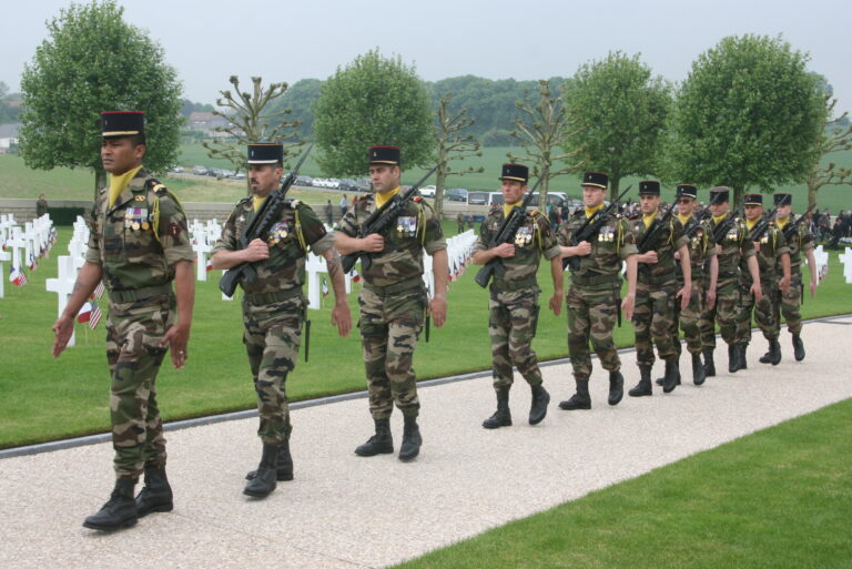 Members of the 94th Infantry Regiment from the French Army participated in the 2016 Memorial Day Ceremony at Somme American Cemetery. Image courtesy of Cédric Bonnouvrier.