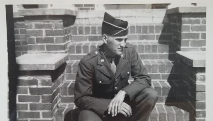 Picture of Ssgt. Willis E. Taylor in his uniform. Credits: Sicily-Rome American Cemetery's archives.