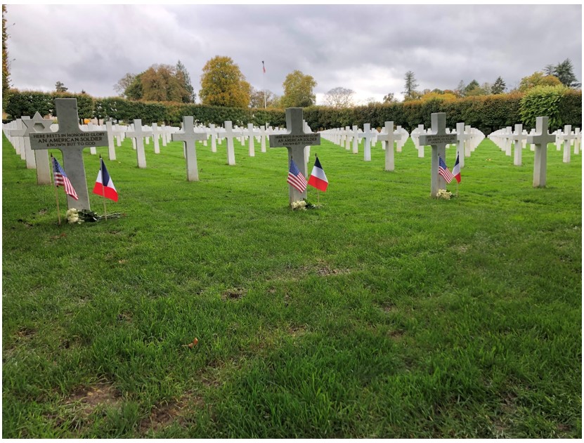 Flowers displayed on unknown graves at Meuse-Argonne American Cemetery – October 2022. Credit: American Battle Monuments Commission. 